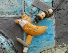 Halsschmuck VOGEL GELB – Keramikschmuck